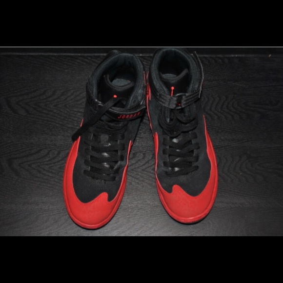 Jordans - Picture 4 of 6